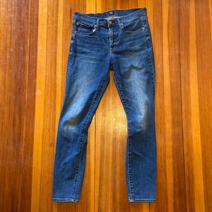 Gap True Skinny Jeans